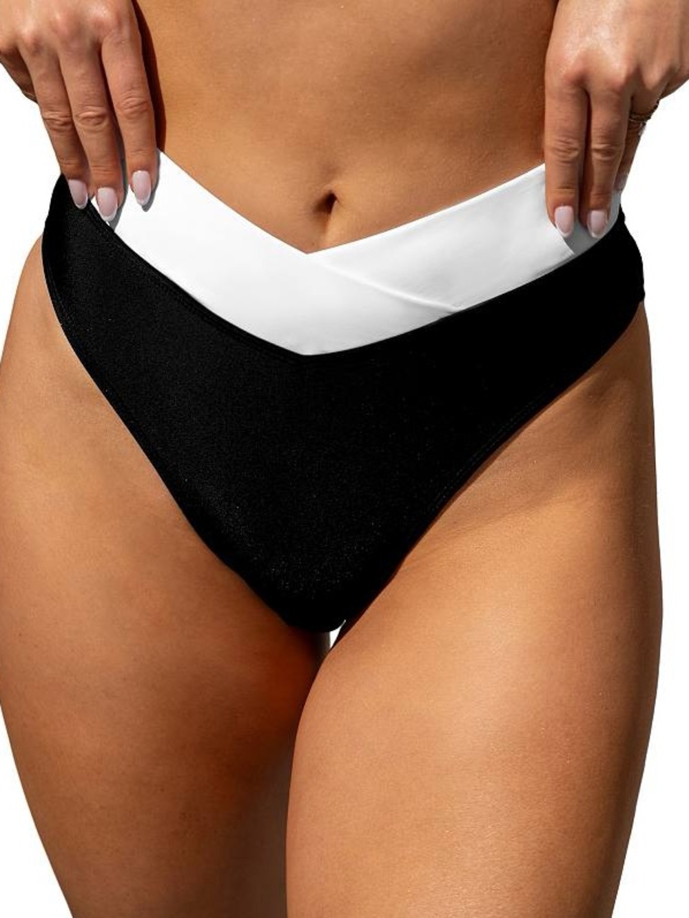 Cupshe Colorblock High-Rise V-Waist Banded Bikini Bottom Black White Small NWT
